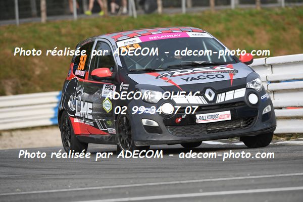 http://v2.adecom-photo.com/images//1.RALLYCROSS/2023/22_RALLYCROSS_MAYENNE_2023/TWINGO/DELAUNAY_Audrey/59A_1278.JPG