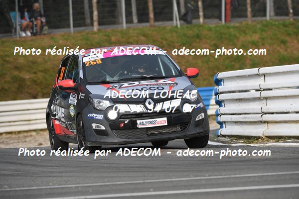 http://v2.adecom-photo.com/images//1.RALLYCROSS/2023/22_RALLYCROSS_MAYENNE_2023/TWINGO/DELAUNAY_Audrey/59A_1301.JPG