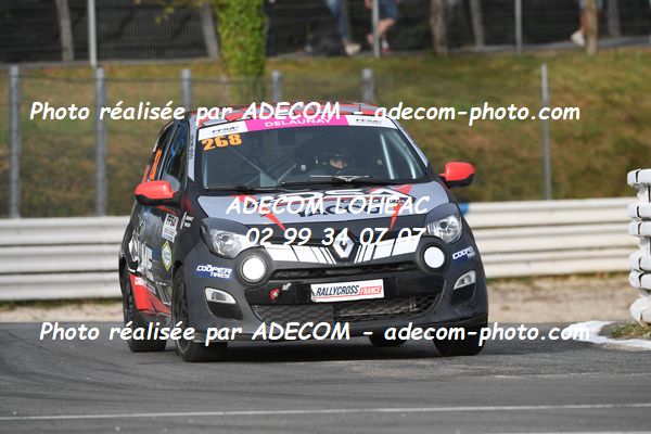 http://v2.adecom-photo.com/images//1.RALLYCROSS/2023/22_RALLYCROSS_MAYENNE_2023/TWINGO/DELAUNAY_Audrey/59A_1323.JPG