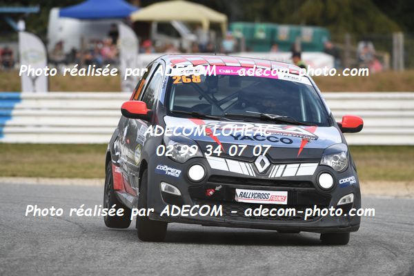 http://v2.adecom-photo.com/images//1.RALLYCROSS/2023/22_RALLYCROSS_MAYENNE_2023/TWINGO/DELAUNAY_Audrey/59A_2094.JPG