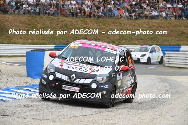 http://v2.adecom-photo.com/images//1.RALLYCROSS/2023/22_RALLYCROSS_MAYENNE_2023/TWINGO/DELAUNAY_Audrey/59A_3019.JPG