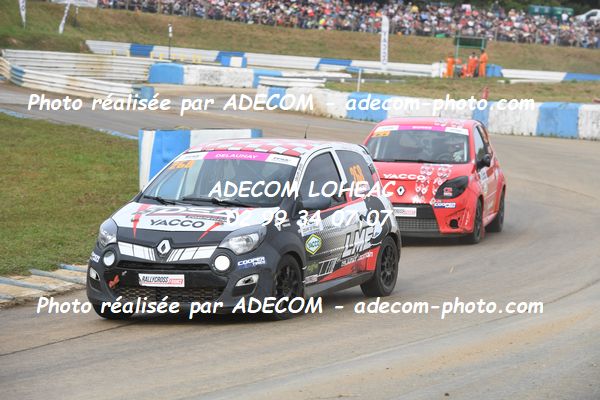 http://v2.adecom-photo.com/images//1.RALLYCROSS/2023/22_RALLYCROSS_MAYENNE_2023/TWINGO/DELAUNAY_Audrey/59A_5482.JPG