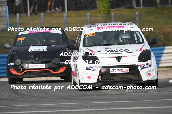 http://v2.adecom-photo.com/images//1.RALLYCROSS/2023/22_RALLYCROSS_MAYENNE_2023/TWINGO/DELHOMMAIS_Carla/59A_1347.JPG