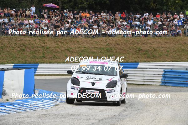 http://v2.adecom-photo.com/images//1.RALLYCROSS/2023/22_RALLYCROSS_MAYENNE_2023/TWINGO/DELHOMMAIS_Carla/59A_2996.JPG