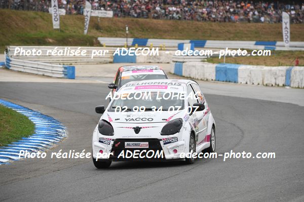 http://v2.adecom-photo.com/images//1.RALLYCROSS/2023/22_RALLYCROSS_MAYENNE_2023/TWINGO/DELHOMMAIS_Carla/59A_3697.JPG