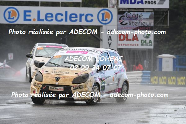 http://v2.adecom-photo.com/images//1.RALLYCROSS/2023/22_RALLYCROSS_MAYENNE_2023/TWINGO/DELHOMMAIS_Carla/59A_4776.JPG