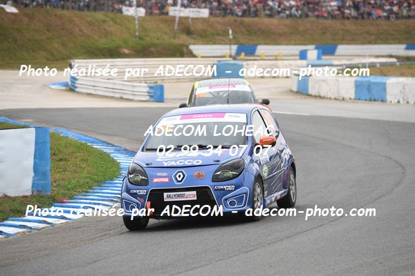 http://v2.adecom-photo.com/images//1.RALLYCROSS/2023/22_RALLYCROSS_MAYENNE_2023/TWINGO/DREAN_Celia/59A_3843.JPG