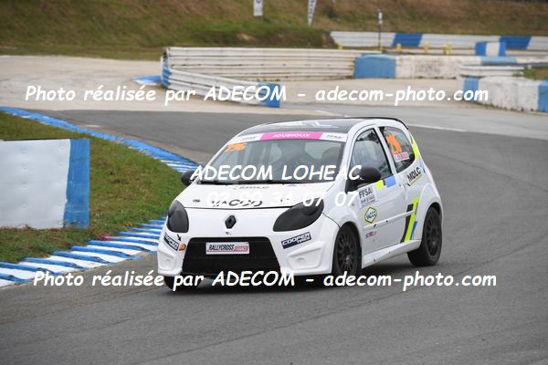 http://v2.adecom-photo.com/images//1.RALLYCROSS/2023/22_RALLYCROSS_MAYENNE_2023/TWINGO/JOUBIOUX_Auriane/59A_3689.JPG