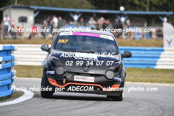 http://v2.adecom-photo.com/images//1.RALLYCROSS/2023/22_RALLYCROSS_MAYENNE_2023/TWINGO/LAUNAY_Chanel/59A_2140.JPG