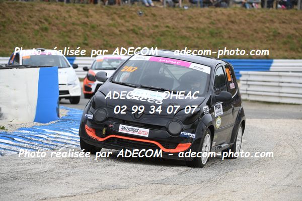 http://v2.adecom-photo.com/images//1.RALLYCROSS/2023/22_RALLYCROSS_MAYENNE_2023/TWINGO/LAUNAY_Chanel/59A_2913.JPG