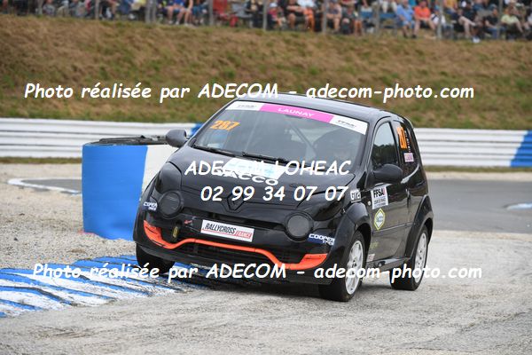 http://v2.adecom-photo.com/images//1.RALLYCROSS/2023/22_RALLYCROSS_MAYENNE_2023/TWINGO/LAUNAY_Chanel/59A_2922.JPG