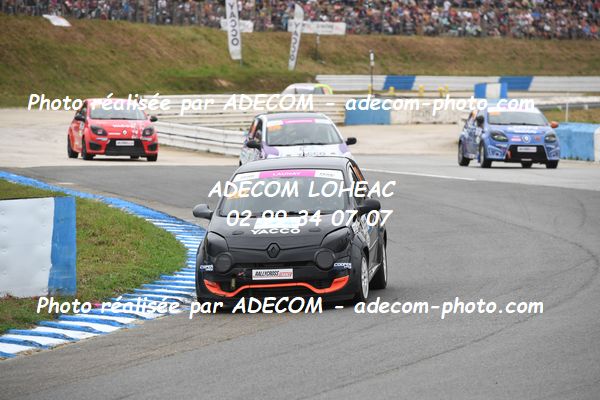 http://v2.adecom-photo.com/images//1.RALLYCROSS/2023/22_RALLYCROSS_MAYENNE_2023/TWINGO/LAUNAY_Chanel/59A_3741.JPG