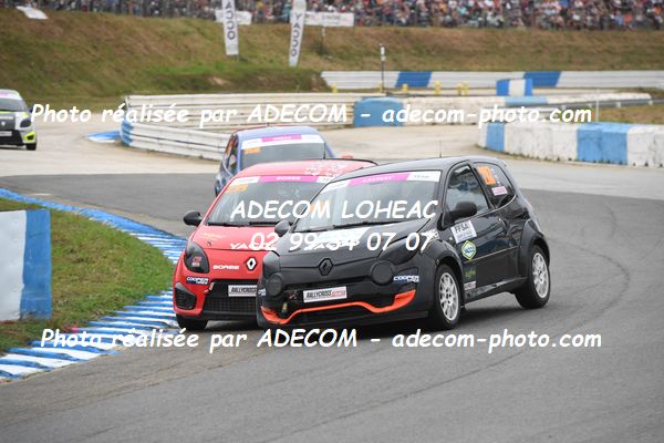 http://v2.adecom-photo.com/images//1.RALLYCROSS/2023/22_RALLYCROSS_MAYENNE_2023/TWINGO/LAUNAY_Chanel/59A_3749.JPG