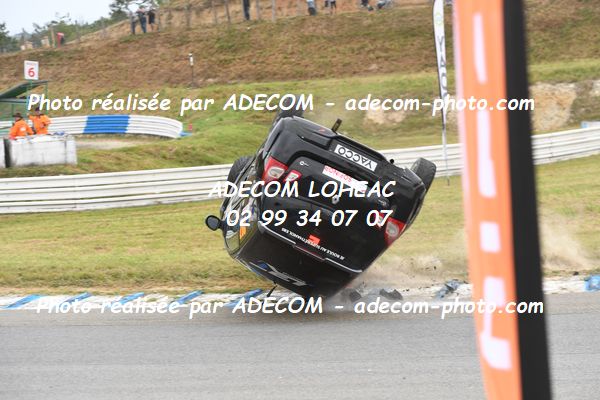 http://v2.adecom-photo.com/images//1.RALLYCROSS/2023/22_RALLYCROSS_MAYENNE_2023/TWINGO/LAUNAY_Chanel/59A_3760.JPG