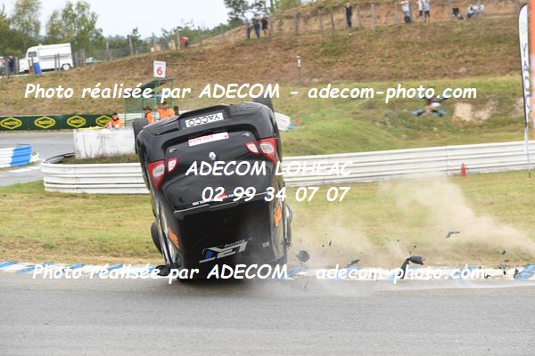 http://v2.adecom-photo.com/images//1.RALLYCROSS/2023/22_RALLYCROSS_MAYENNE_2023/TWINGO/LAUNAY_Chanel/59A_3762.JPG