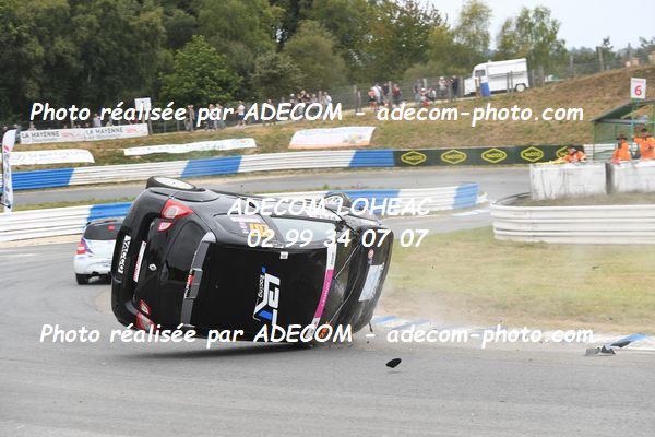 http://v2.adecom-photo.com/images//1.RALLYCROSS/2023/22_RALLYCROSS_MAYENNE_2023/TWINGO/LAUNAY_Chanel/59A_3767.JPG