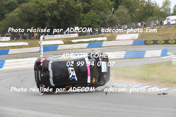 http://v2.adecom-photo.com/images//1.RALLYCROSS/2023/22_RALLYCROSS_MAYENNE_2023/TWINGO/LAUNAY_Chanel/59A_3769.JPG