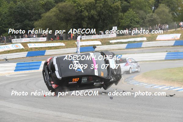 http://v2.adecom-photo.com/images//1.RALLYCROSS/2023/22_RALLYCROSS_MAYENNE_2023/TWINGO/LAUNAY_Chanel/59A_3771.JPG