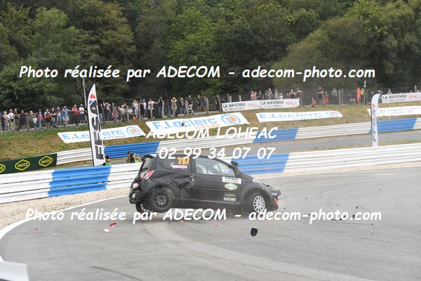 http://v2.adecom-photo.com/images//1.RALLYCROSS/2023/22_RALLYCROSS_MAYENNE_2023/TWINGO/LAUNAY_Chanel/59A_3780.JPG