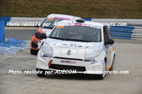 http://v2.adecom-photo.com/images//1.RALLYCROSS/2023/22_RALLYCROSS_MAYENNE_2023/TWINGO/LEFRANCOIS_Marie/59A_2916.JPG