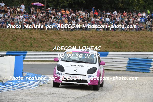 http://v2.adecom-photo.com/images//1.RALLYCROSS/2023/22_RALLYCROSS_MAYENNE_2023/TWINGO/LIMOU_Louise/59A_2976.JPG