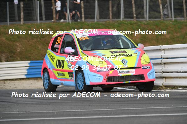 http://v2.adecom-photo.com/images//1.RALLYCROSS/2023/22_RALLYCROSS_MAYENNE_2023/TWINGO/MOLIEXE_Amelie/59A_1404.JPG