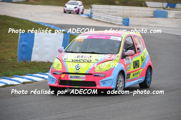 http://v2.adecom-photo.com/images//1.RALLYCROSS/2023/22_RALLYCROSS_MAYENNE_2023/TWINGO/MOLIEXE_Amelie/59A_3679.JPG