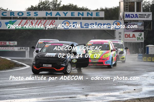 http://v2.adecom-photo.com/images//1.RALLYCROSS/2023/22_RALLYCROSS_MAYENNE_2023/TWINGO/MOLIEXE_Amelie/59A_4841.JPG