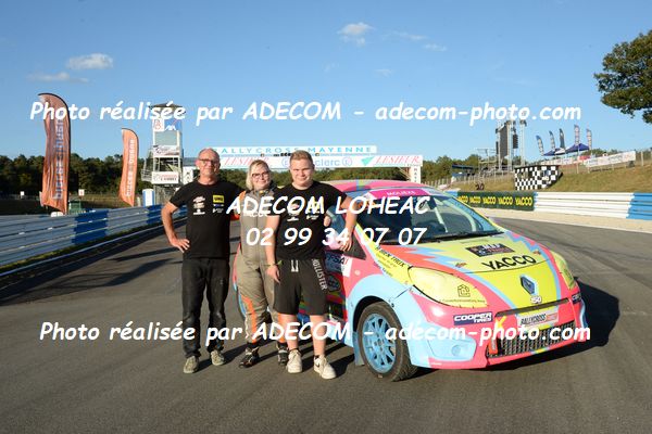 http://v2.adecom-photo.com/images//1.RALLYCROSS/2023/22_RALLYCROSS_MAYENNE_2023/TWINGO/MOLIEXE_Amelie/59E_0409.JPG