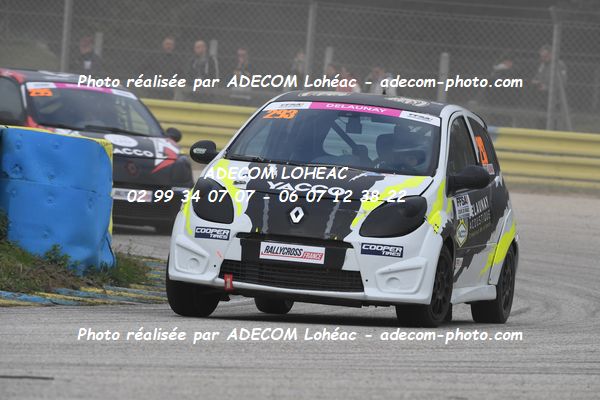 http://v2.adecom-photo.com/images//1.RALLYCROSS/2023/25_RALLYCROSS_DREUX_2023/TWINGO/DELAUNAY_Olympe/65A_2891.JPG