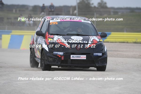 http://v2.adecom-photo.com/images//1.RALLYCROSS/2023/25_RALLYCROSS_DREUX_2023/TWINGO/SEIGNARD_Melanie/65A_2368.JPG