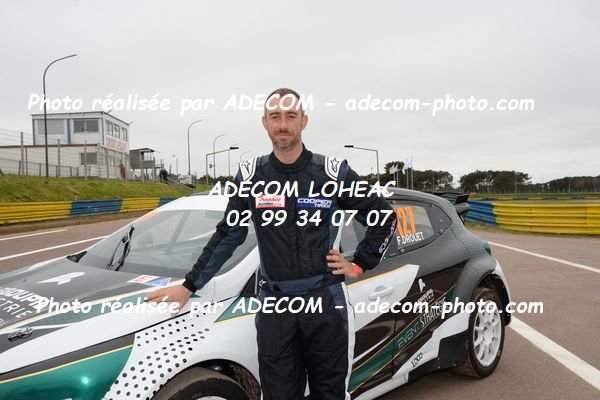 http://v2.adecom-photo.com/images//1.RALLYCROSS/2023/3_RALLYCROSS_LESSAY_2023/SUPER_1600/DROUET_Fabien/28E_2276.JPG