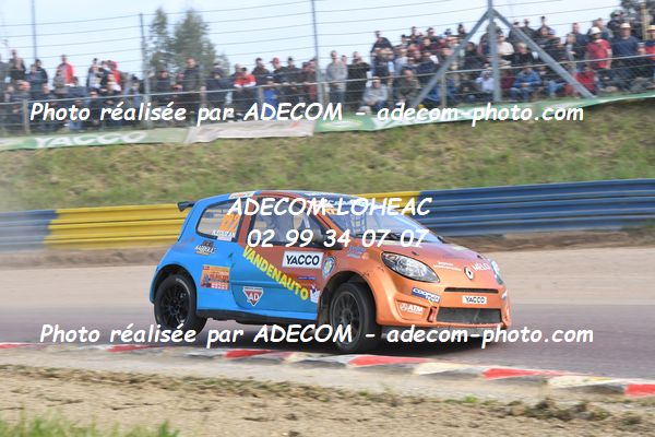 http://v2.adecom-photo.com/images//1.RALLYCROSS/2023/3_RALLYCROSS_LESSAY_2023/SUPER_1600/EOUZAN_Nicolas/28A_0037.JPG