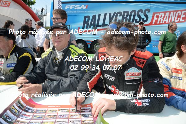 http://v2.adecom-photo.com/images//1.RALLYCROSS/2023/7_LEGENDS_FESTIVAL_LOHEAC_2023/AMBIANCE_DIVERS/31E_4402.JPG