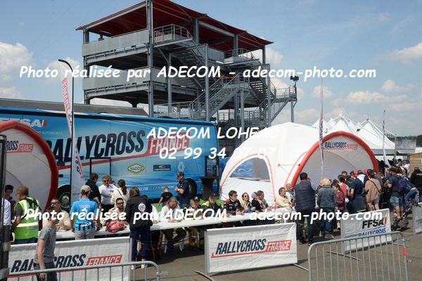 http://v2.adecom-photo.com/images//1.RALLYCROSS/2023/7_LEGENDS_FESTIVAL_LOHEAC_2023/AMBIANCE_DIVERS/31E_4425.JPG