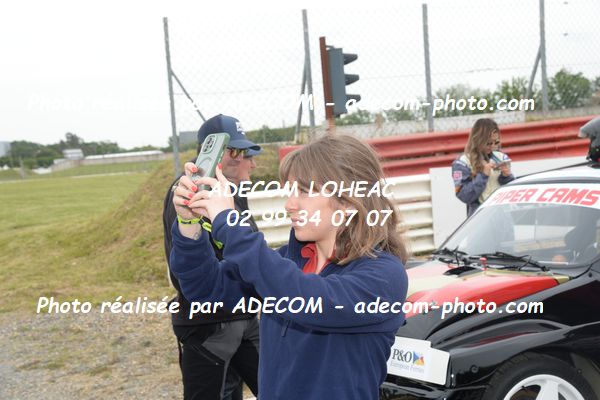 http://v2.adecom-photo.com/images//1.RALLYCROSS/2023/7_LEGENDS_FESTIVAL_LOHEAC_2023/AMBIANCE_DIVERS/38E_4046.JPG