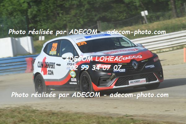 http://v2.adecom-photo.com/images//1.RALLYCROSS/2023/8_RALLYCROSS_FALEYRAS_2023/CLIO/BENEZET_Andrea/33A_6740.JPG