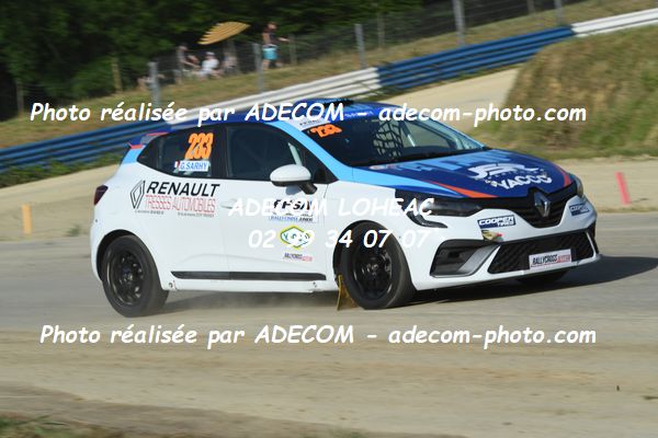 http://v2.adecom-photo.com/images//1.RALLYCROSS/2023/8_RALLYCROSS_FALEYRAS_2023/CLIO/SARHY_Gautier/33A_6705.JPG