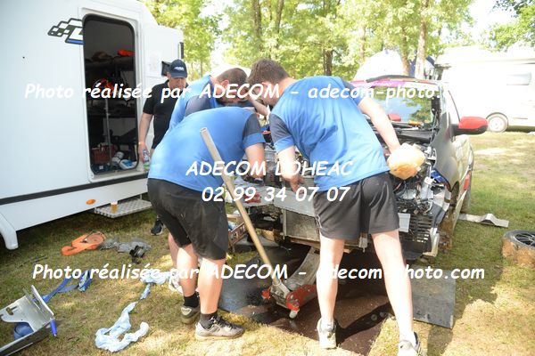 http://v2.adecom-photo.com/images//1.RALLYCROSS/2023/8_RALLYCROSS_FALEYRAS_2023/TWINGO/DELAUNAY_Audrey/33E_5023.JPG
