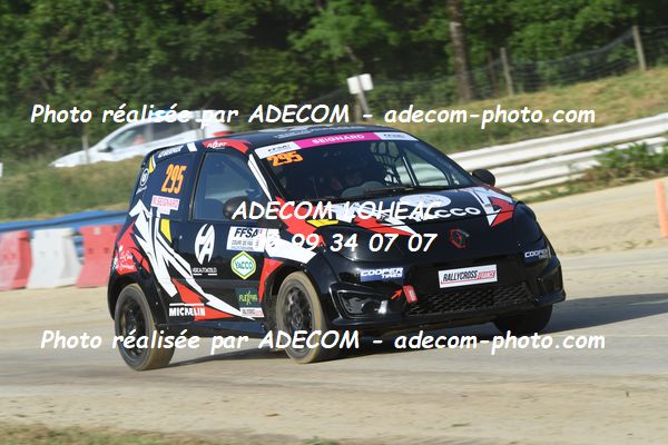 http://v2.adecom-photo.com/images//1.RALLYCROSS/2023/8_RALLYCROSS_FALEYRAS_2023/TWINGO/SEIGNARD_Melanie/33A_6656.JPG