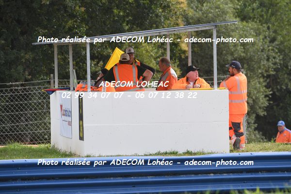 http://v2.adecom-photo.com/images//1.RALLYCROSS/2024/RALLLYCROSS_KERLABO_2024/AMBIANCE_DIVERS/09A_3725.JPG