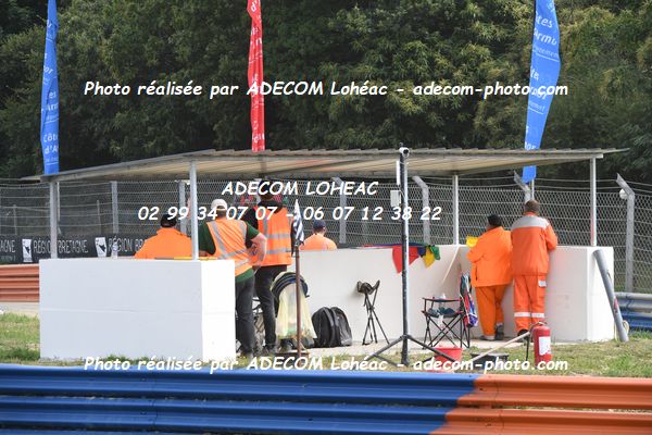 http://v2.adecom-photo.com/images//1.RALLYCROSS/2024/RALLLYCROSS_KERLABO_2024/AMBIANCE_DIVERS/09A_3726.JPG