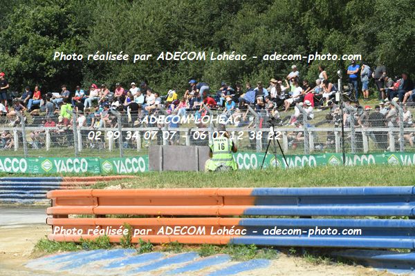 http://v2.adecom-photo.com/images//1.RALLYCROSS/2024/RALLLYCROSS_KERLABO_2024/AMBIANCE_DIVERS/09A_5037.JPG