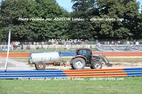 http://v2.adecom-photo.com/images//1.RALLYCROSS/2024/RALLLYCROSS_KERLABO_2024/AMBIANCE_DIVERS/09A_7035.JPG