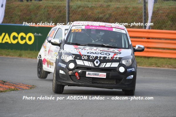 http://v2.adecom-photo.com/images//1.RALLYCROSS/2024/RALLLYCROSS_KERLABO_2024/FEMININE_FFSA_TWINGO/DELAUNAY_Audrey/09A_2547.JPG
