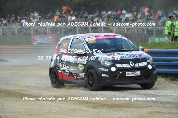http://v2.adecom-photo.com/images//1.RALLYCROSS/2024/RALLLYCROSS_KERLABO_2024/FEMININE_FFSA_TWINGO/DELAUNAY_Audrey/09A_5154.JPG