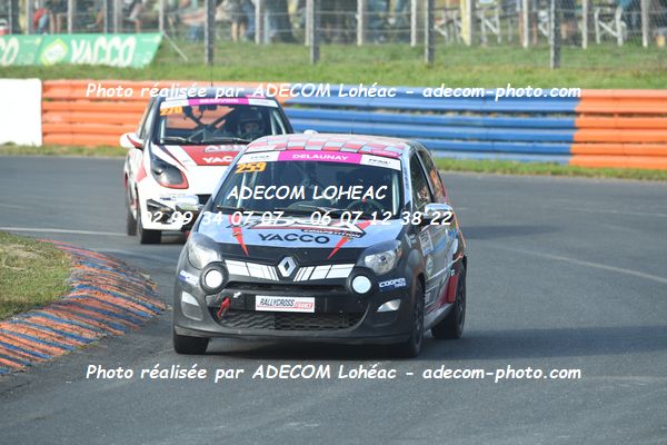 http://v2.adecom-photo.com/images//1.RALLYCROSS/2024/RALLLYCROSS_KERLABO_2024/FEMININE_FFSA_TWINGO/DELAUNAY_Audrey/09A_5502.JPG