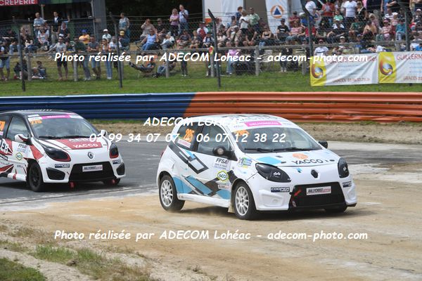 http://v2.adecom-photo.com/images//1.RALLYCROSS/2024/RALLLYCROSS_KERLABO_2024/FEMININE_FFSA_TWINGO/DELHOMMAIS_Carla/09A_4340.JPG