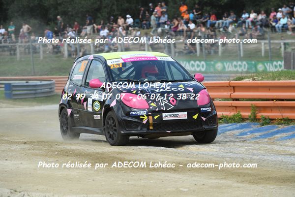 http://v2.adecom-photo.com/images//1.RALLYCROSS/2024/RALLLYCROSS_KERLABO_2024/FEMININE_FFSA_TWINGO/LEBOUTEILLER_Marine/09A_5123.JPG