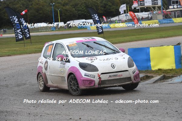 http://v2.adecom-photo.com/images//1.RALLYCROSS/2024/RALLYCROSS_DREUX_2024/FEMININE_FFSA_TWINGO/BIGOT_Chloe/24A_2804.JPG